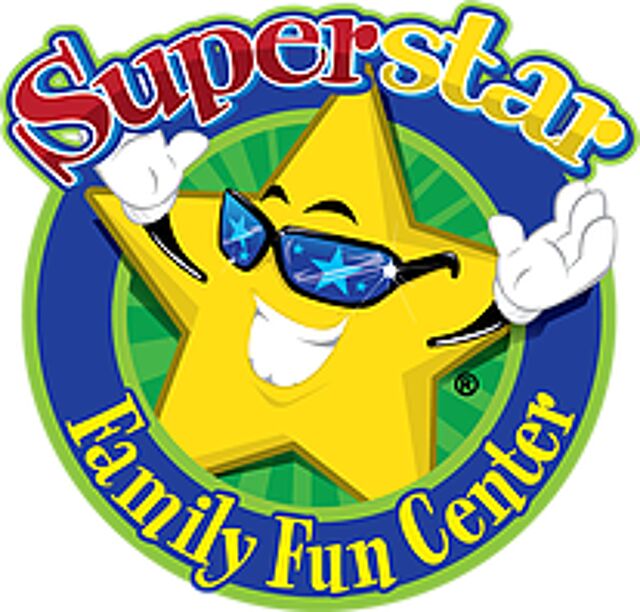 Superstar Family Fun Center logo